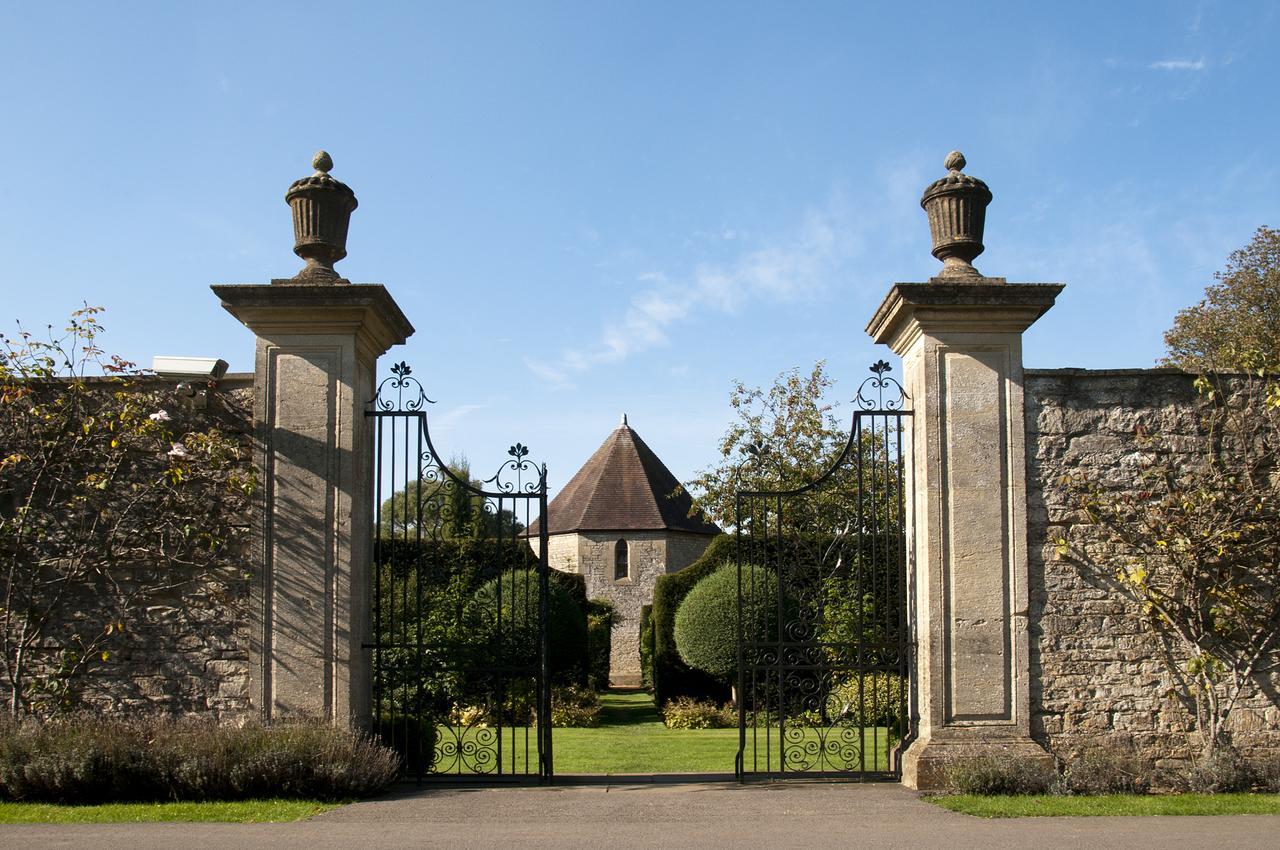 Lucknam Park Hotel Chippenham  Exteriör bild